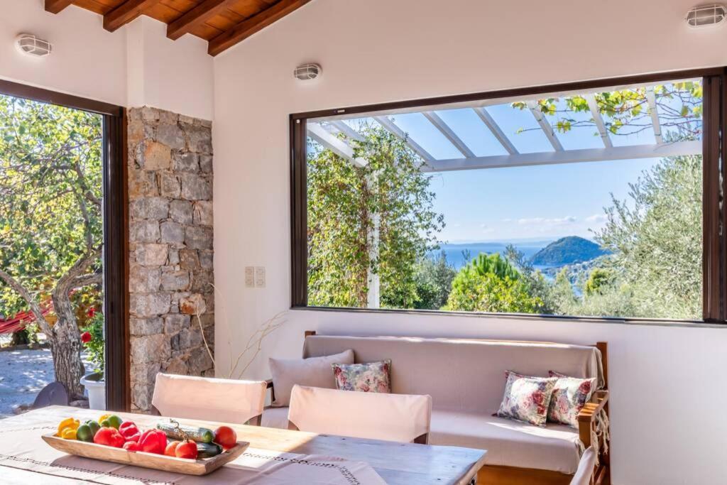 Nina-Myrtia Countryside House Skopelos Ditropo Exterior foto