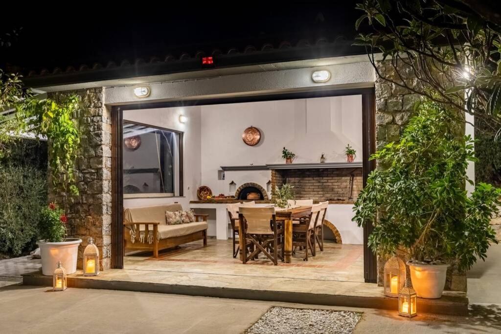 Nina-Myrtia Countryside House Skopelos Ditropo Exterior foto